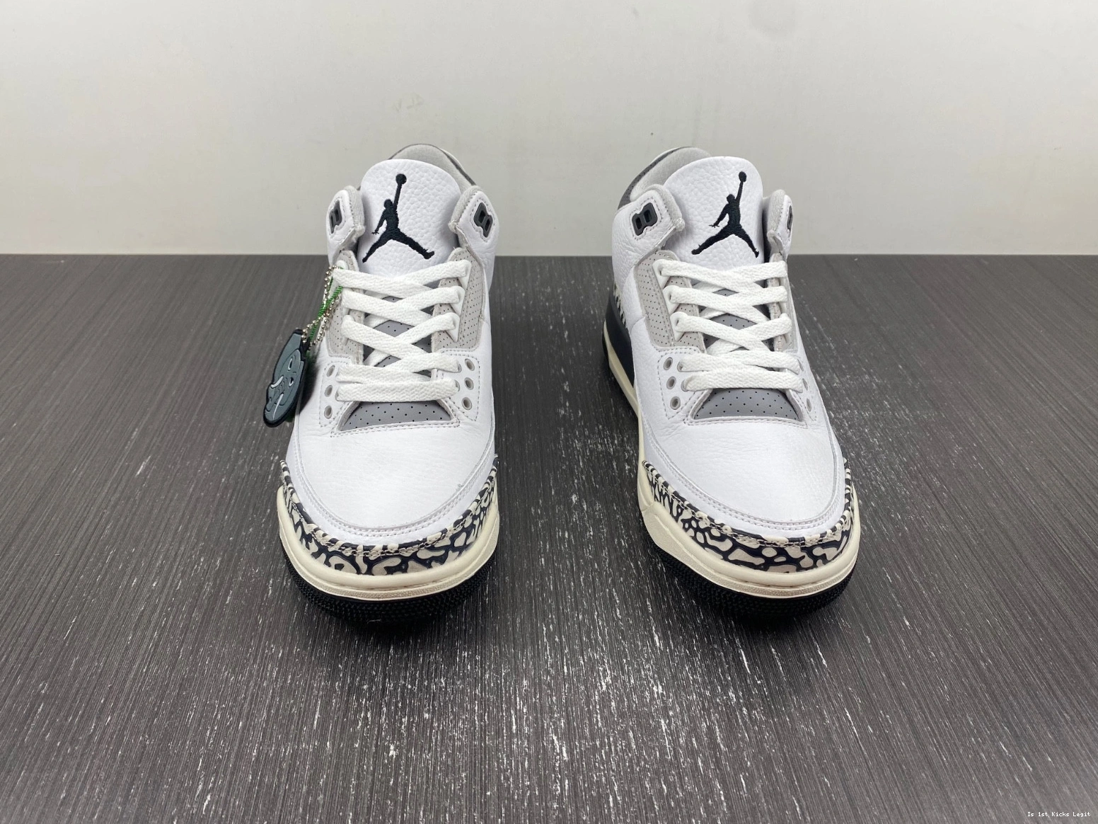 (GS) Retro - Sneak DX6665-100 Hide Jordan 3 N' 0224